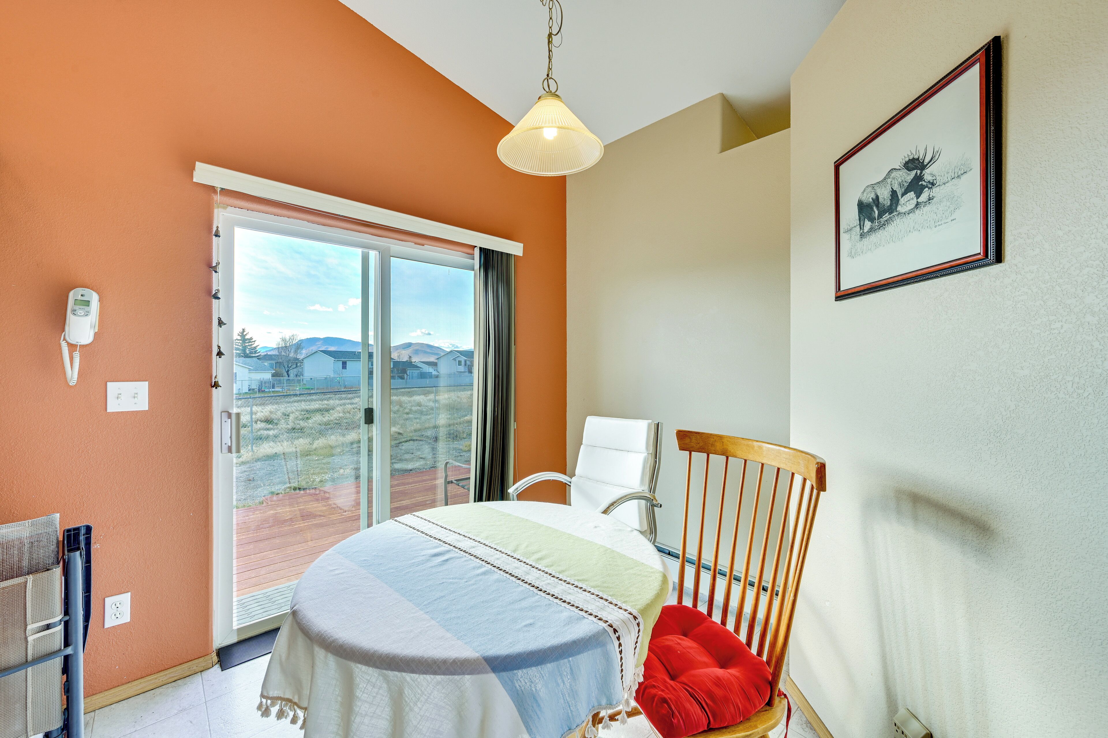 House (2 Bedrooms) | Interior