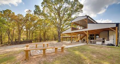 Boat Ramp on Lake Fork! Emory Studio w/ Huge Yard