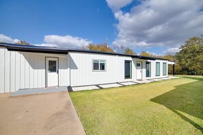 Interior - Fish, Boat & Relax! Lake Fork Home w/ Shared Dock (Emory)