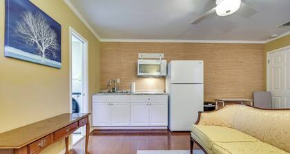 Eastern Shore Golf Studio, Close to Hospitals!