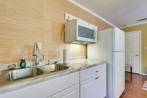 Apartment (0 Bedroom) | Interior