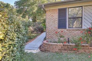 Apartment (0 Bedroom) | Interior