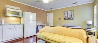 Eastern Shore Golf Studio, Close to Hospitals!