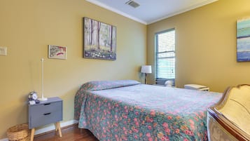 Apartment (0 Bedroom) | Interior