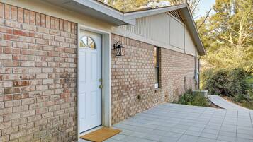 Apartment (0 Bedroom) | Interior