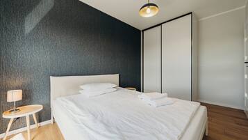 Laptop workspace, free WiFi