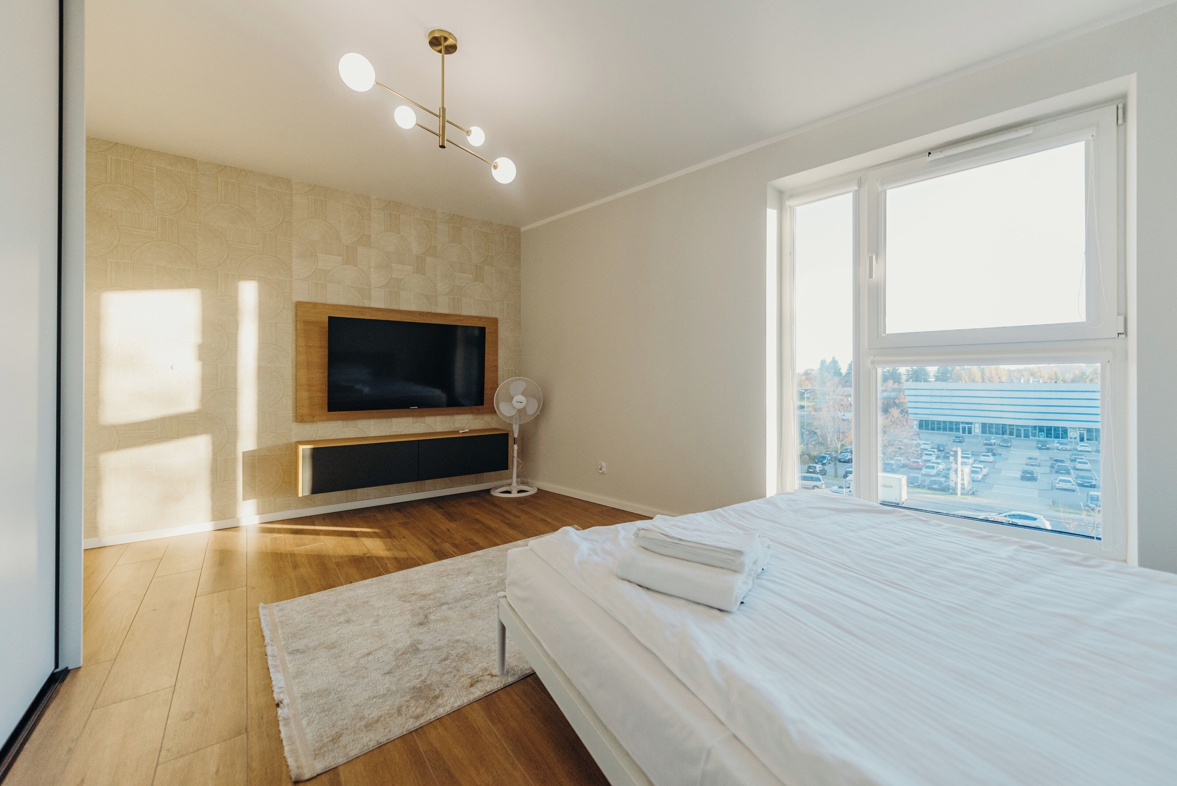 مساحة عمل للكمبيوتر المحمول وواي فاي مجانًا