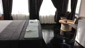 Classic Double Room, Balcony, City View | Private kitchenette