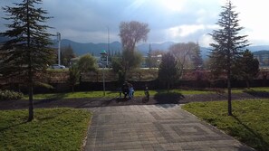 クラシック ツインルーム バルコニー シティビュー | シティ ビュー