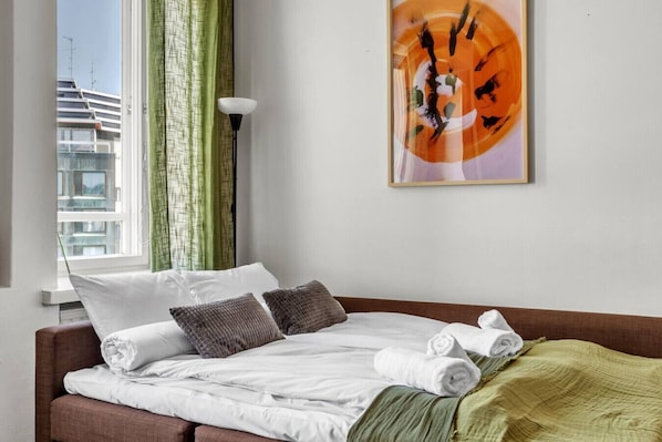 1 bedroom, iron/ironing board, free WiFi, bed sheets