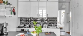 Red Bauhaus | Kamppi Square | 35m tram/bus, Wi-Fi