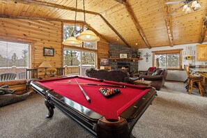 Spielezimmer