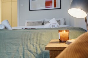 1 slaapkamer, een bureau, een strijkplank/strijkijzer, gratis wifi