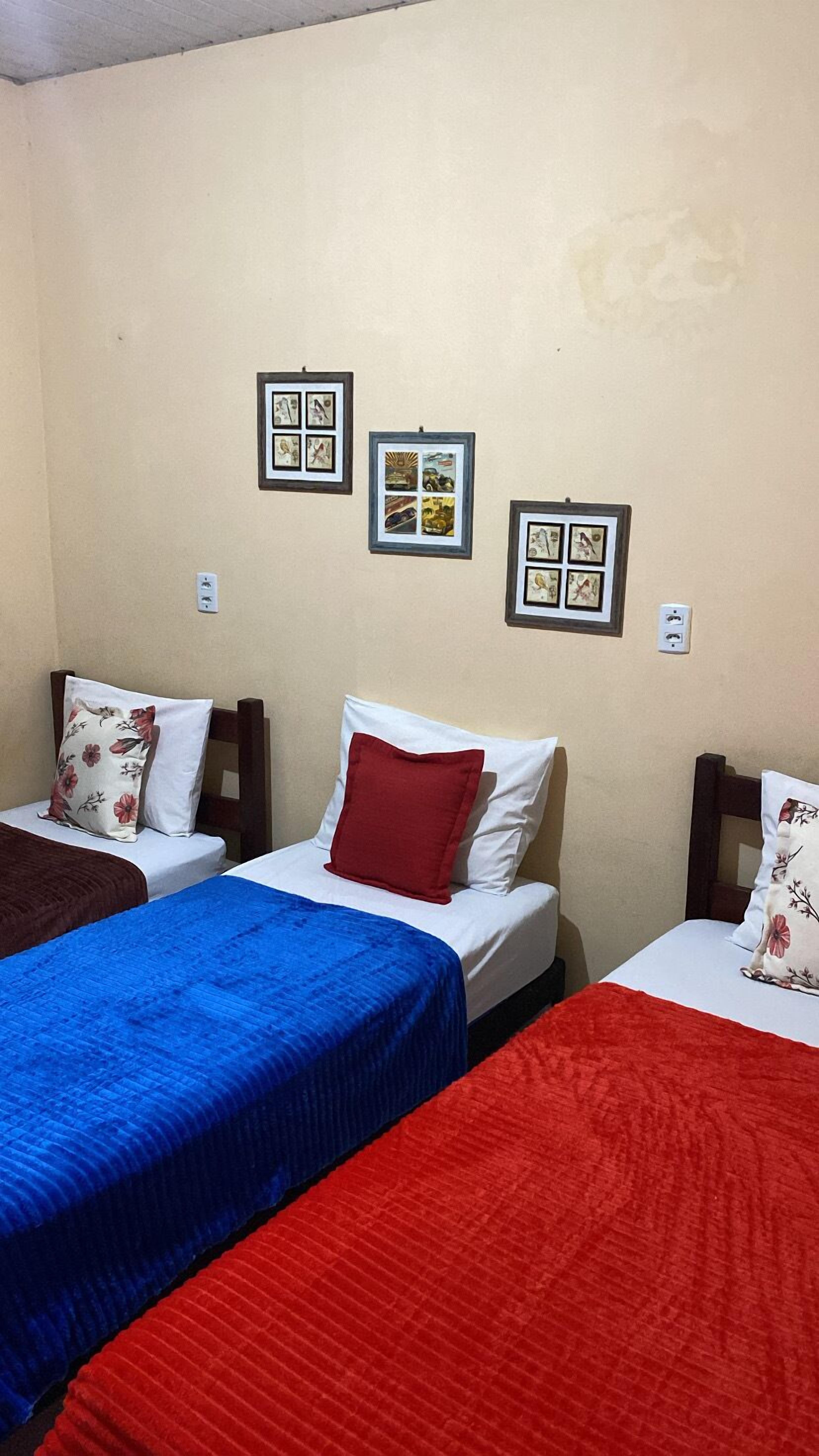 Family Double Room Single Use | Desk, blackout drapes, iron/ironing board, free WiFi