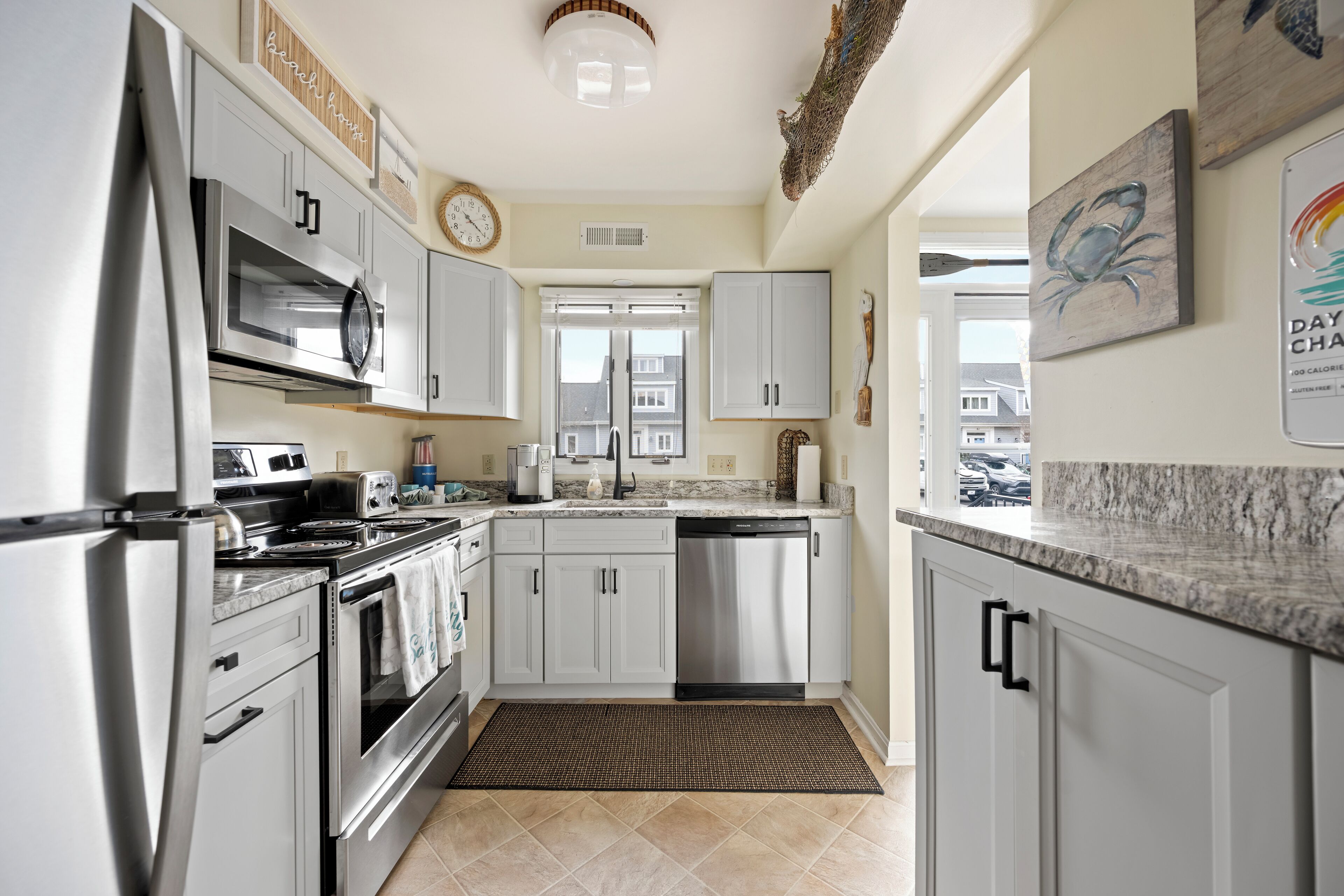 Mikrowelle, Geschirrspüler