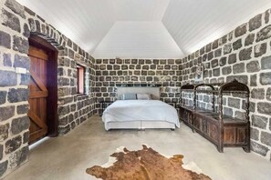 6 chambres, draps fournis