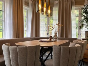 Villa, Mountain View | Living area | Toys