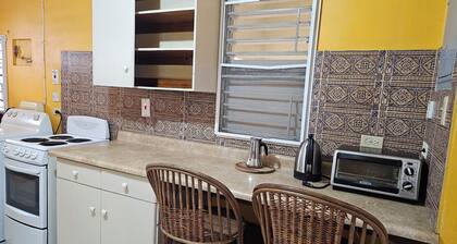 Beautiful 2-bedroom apartment with AC water heater