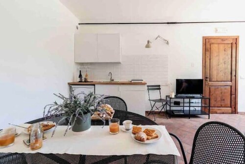 Beautiful 1-bedroom cottage with AC in charming Sicilia