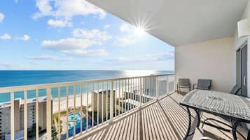 Appartamento Signature, 2 camere da letto, balcone, vista spiaggia | Balcone