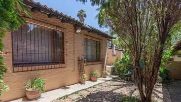 House, 2 Bedrooms, Accessible, Terrace | Property grounds