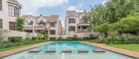 Apartment, 2 Bedrooms, Balcony, Garden View | Pool