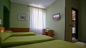Unclassified image, 2 of 8, button - Hotel La Quercia (Mozzo)
