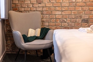 2 slaapkamers, een strijkplank/strijkijzer, wifi, beddengoed