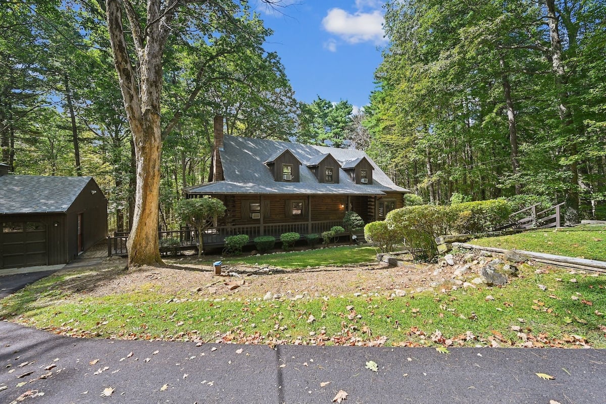 House, 4 Bedrooms | Exterior