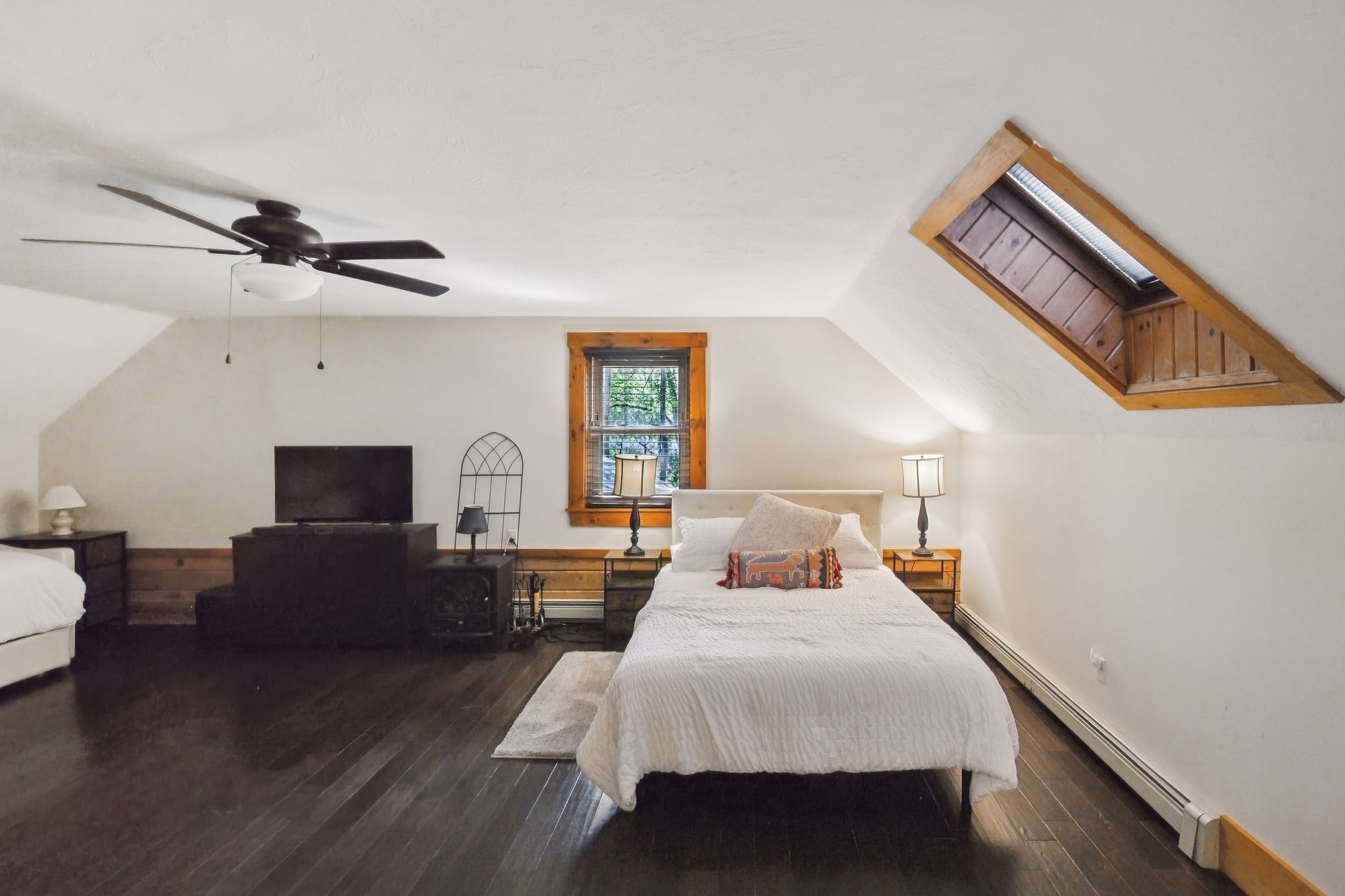 4 bedrooms, free WiFi