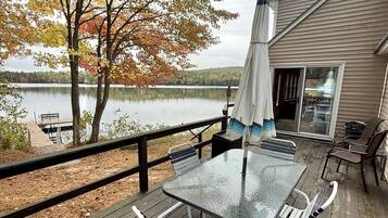 Villa, 4 Bedrooms | Outdoor dining