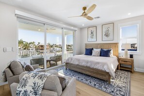 4 bedrooms, free WiFi - 211 Ostego - Island Time 4 Bedroom Home (Fort Myers Beach)