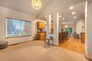 Unclassified image, 2 of 27, button - Slope View 3 Bedroom Home (Parkdale)