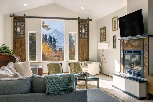 Slope View 3 Bedroom Home