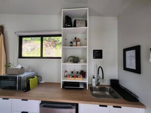 Mobile Home, 1 Bedroom, Balcony, Garden View | Interior - Watts River Tiny - Hidden, but Close to Township (Healesville)