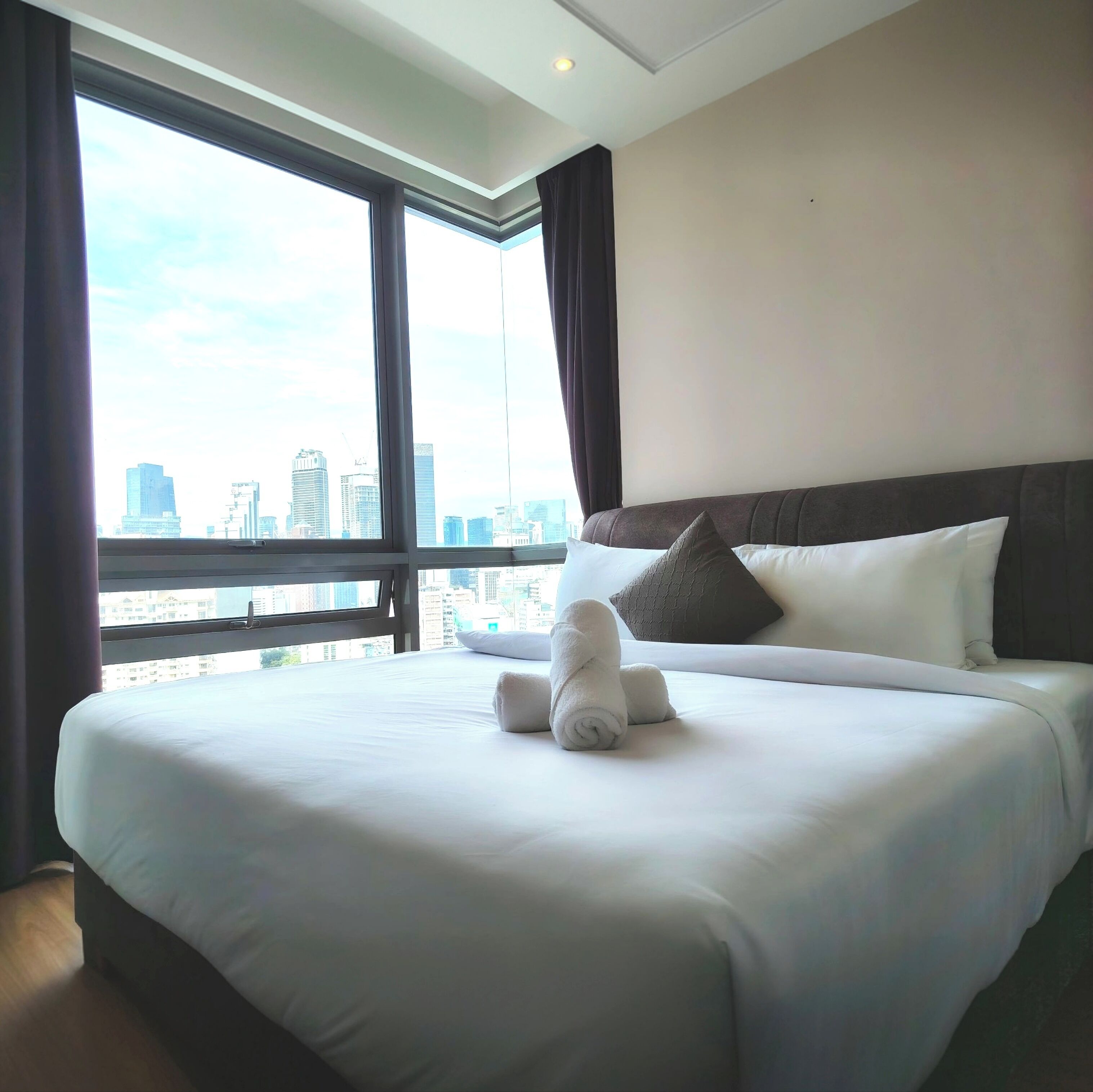 Căn hộ Deluxe, 2 phòng ngủ, quang cảnh thành phố | Bàn ủi/dụng cụ ủi quần áo, truy cập Internet không dây miễn phí 