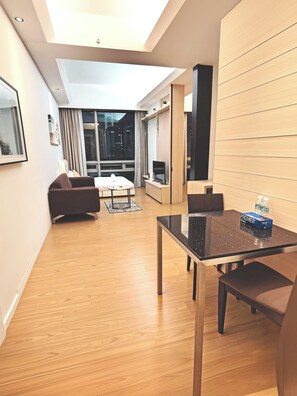 Apartamento familiar, 1 habitación | Zona de estar
