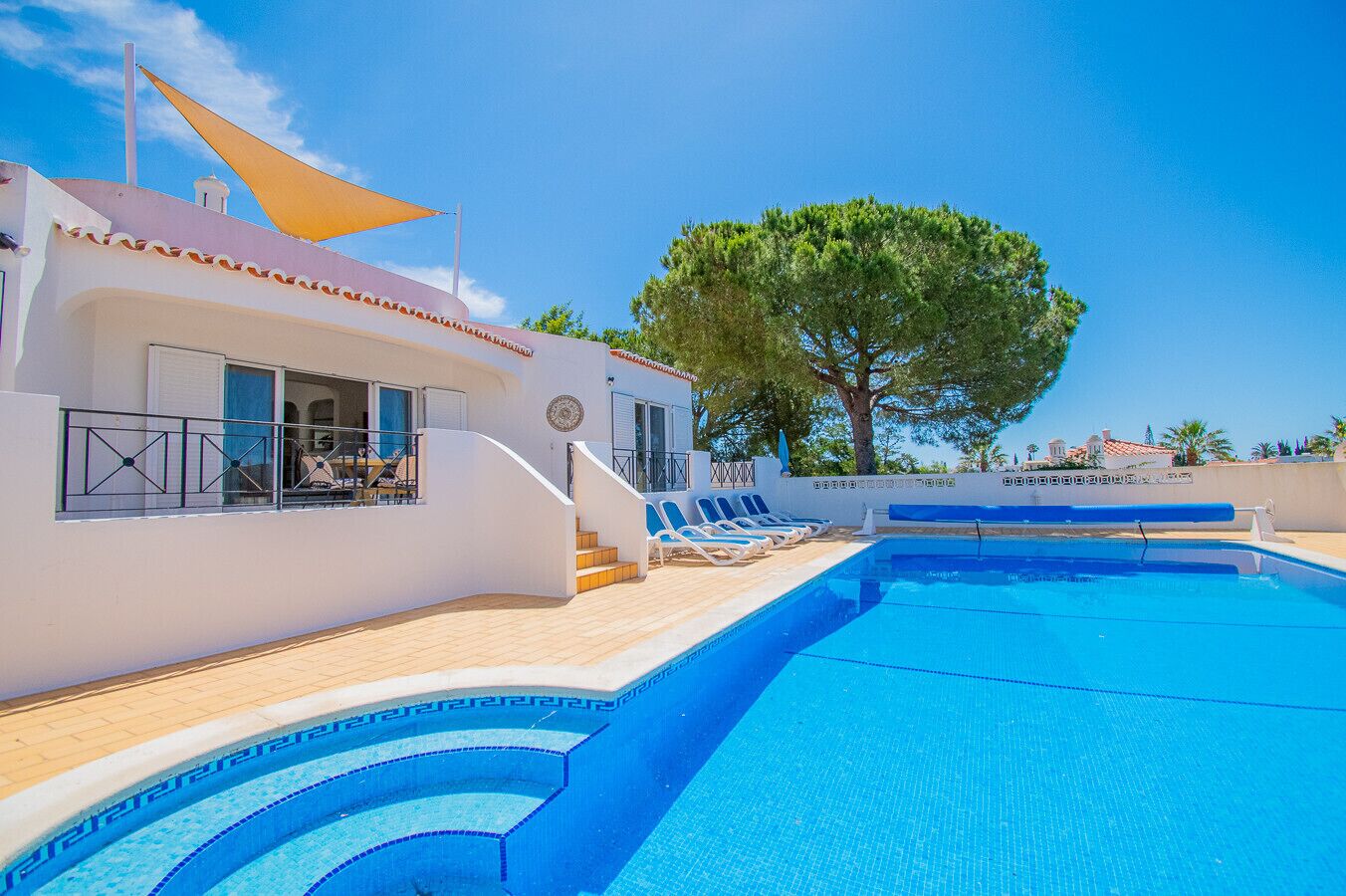 فيلا - للمدخنين | 4 عدّة غرف نوم