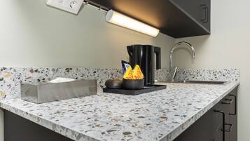 Refrigerador, microondas