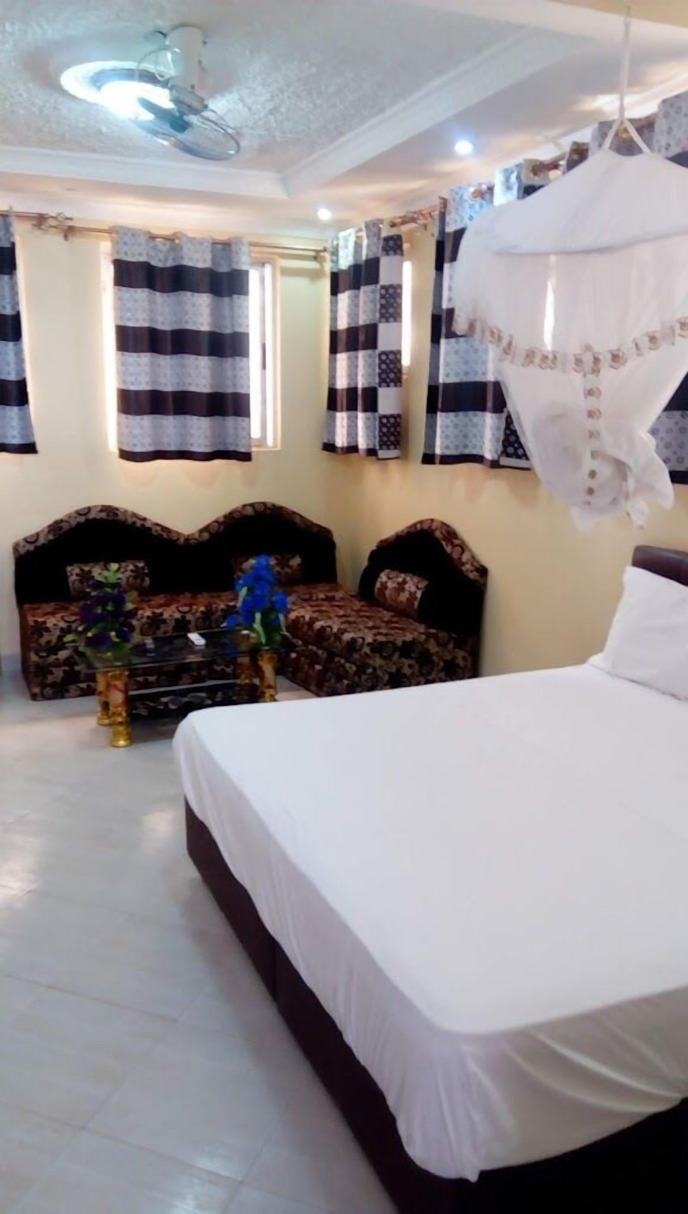 Habitació doble superior | Wifi gratuïta i roba de llit 