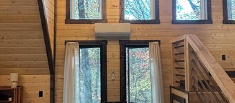 Cozy 2-bedroom secluded A-Frame cabin in charming Murray