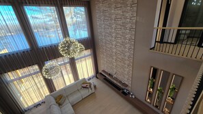 Tietokoneen näyttö