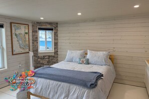 Iron/ironing board, WiFi, bed sheets - Relax & Reel In Paradise Tarpon Hunter 3BR Retreat with Dock & Gulf Access (Bokeelia)