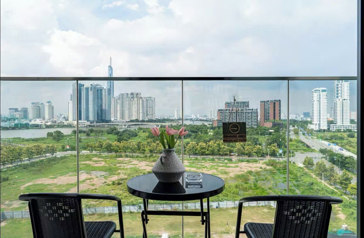 إطلالة من الشرفة