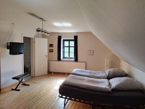 5 Schlafzimmer, WLAN, Bettwäsche