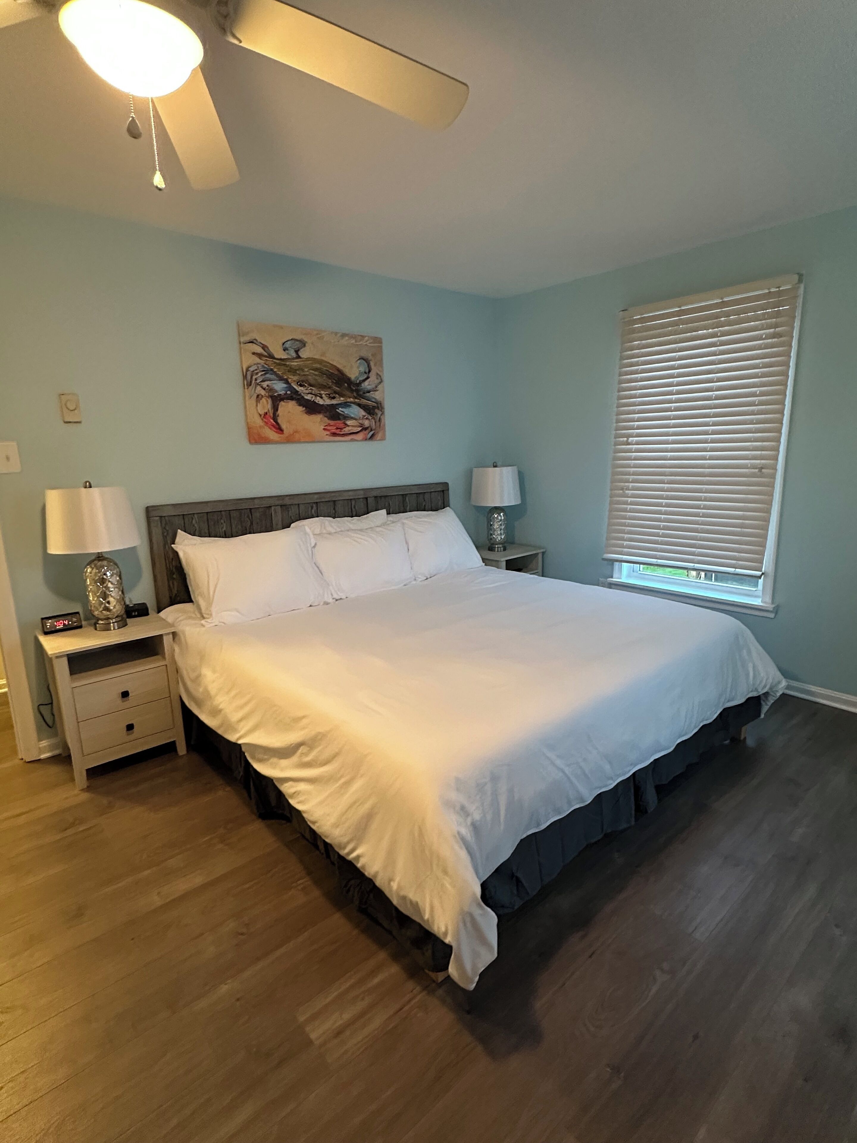 2 chambres, fer et planche à repasser, Wi-Fi gratuit, draps fournis