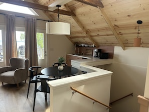 Panoramic Suite, Ensuite, Lake View (The Mill House #1) | Interior - The Mill House (Bayfield)