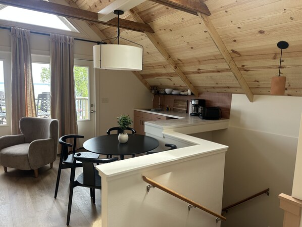Panoramic Suite, Ensuite, Lake View (The Mill House #1) | Interior - The Mill House (Bayfield)