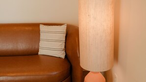 Suite – panorama, eget bad, byutsikt (The Mill House #4) | Lounge