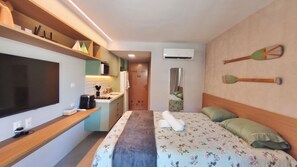 Comfort Studio Suite, Pool View